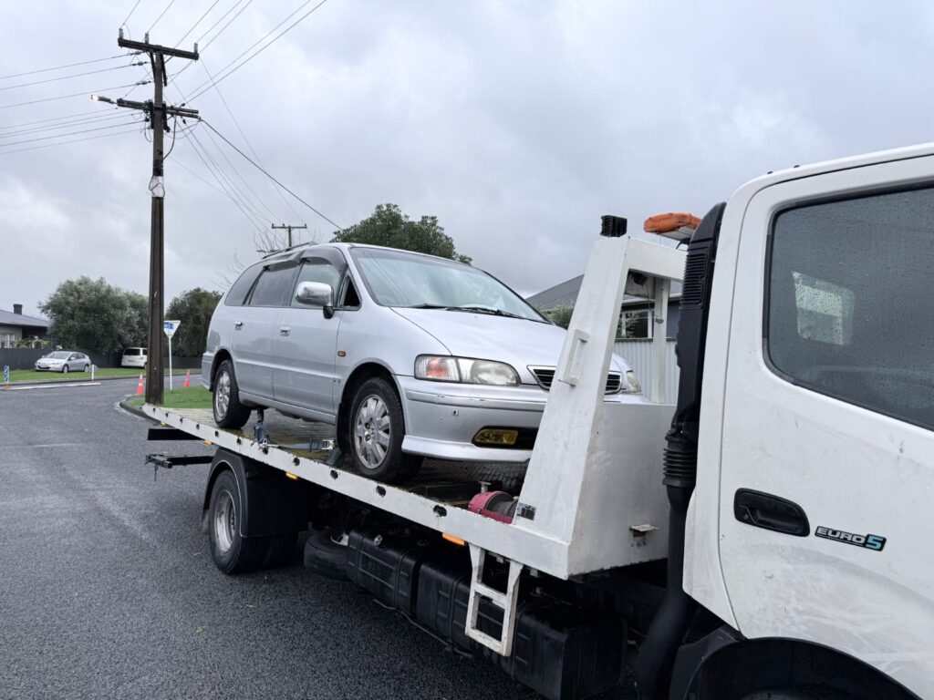 How to get rid of old car for cash